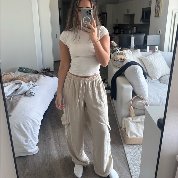 Women's Cream Pants - Picture 1 of 4